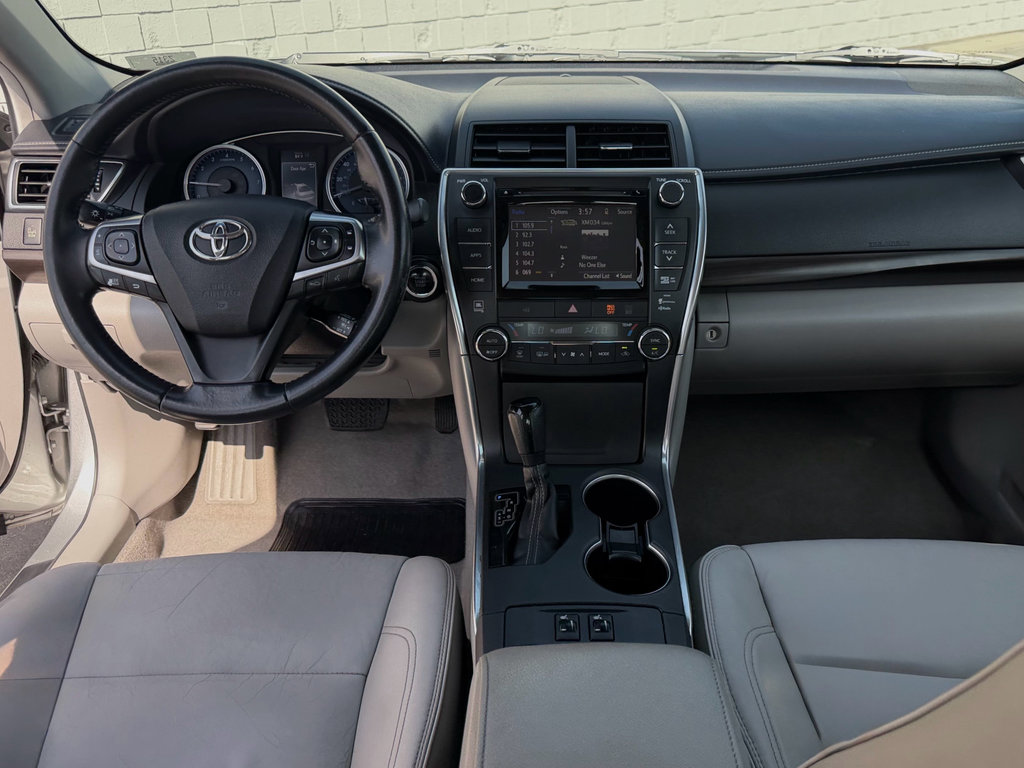 Used 2015 Toyota Camry XLE w/ Advanced Technology Package FWD image 29