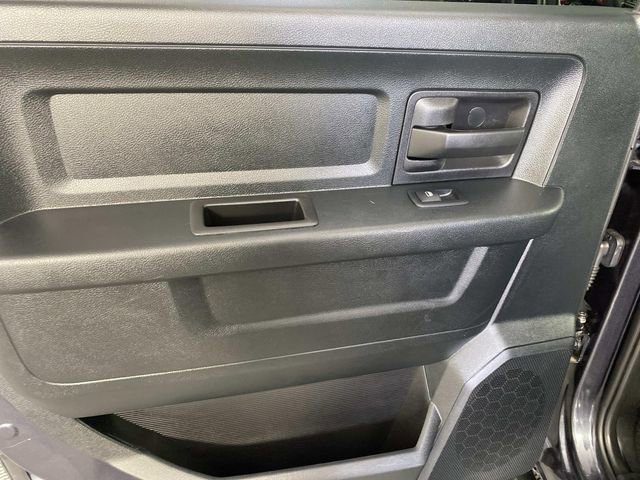 Used 2018 RAM 1500 Express RWD image 22