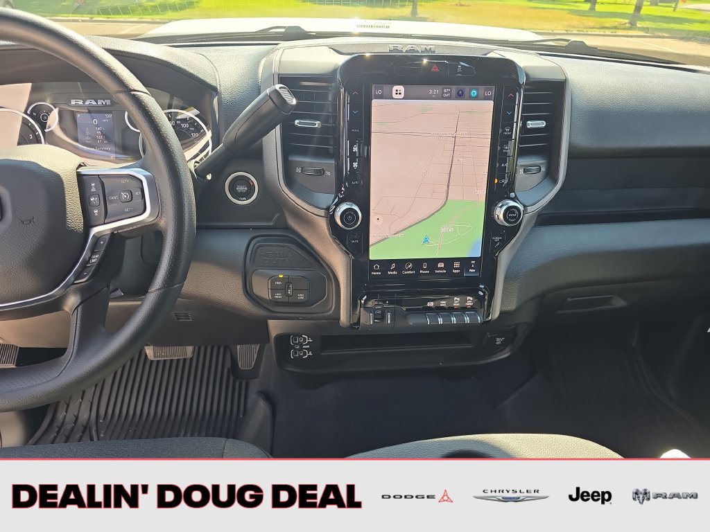 New 2026 RAM 2500 Tradesman AWD/4WD image 17