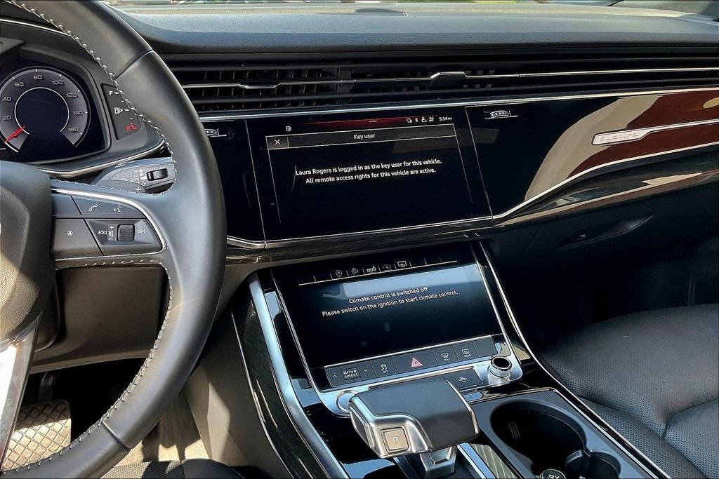 Used 2020 Audi Q8 Premium Plus w/ Premium Plus Package AWD/4WD image 9