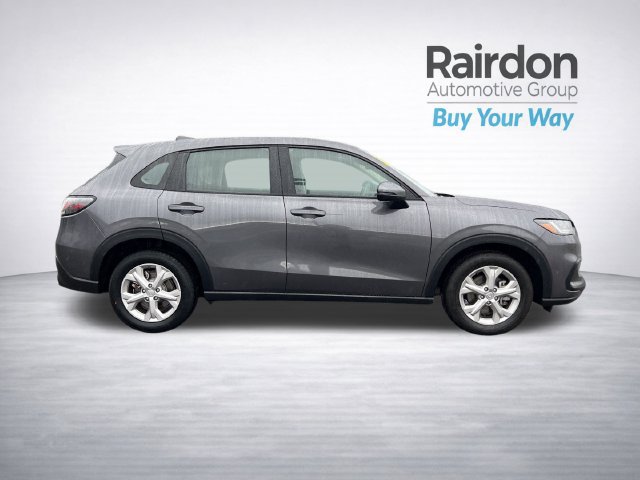 Used 2025 Honda HR-V LX image 8