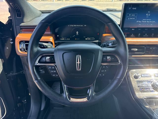 Used 2023 Lincoln Nautilus Reserve w/ Luxury Package AWD/4WD image 17