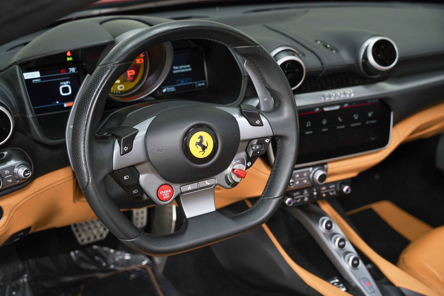 Used 2020 Ferrari Portofino image 41