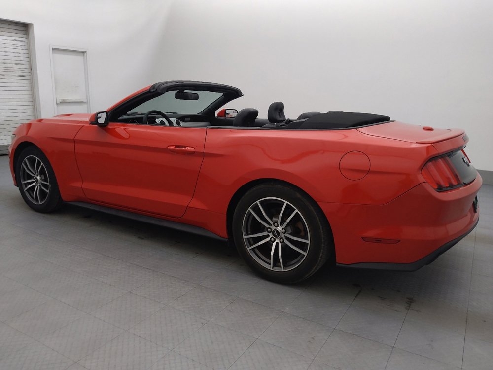 Used 2017 Ford Mustang Premium image 3