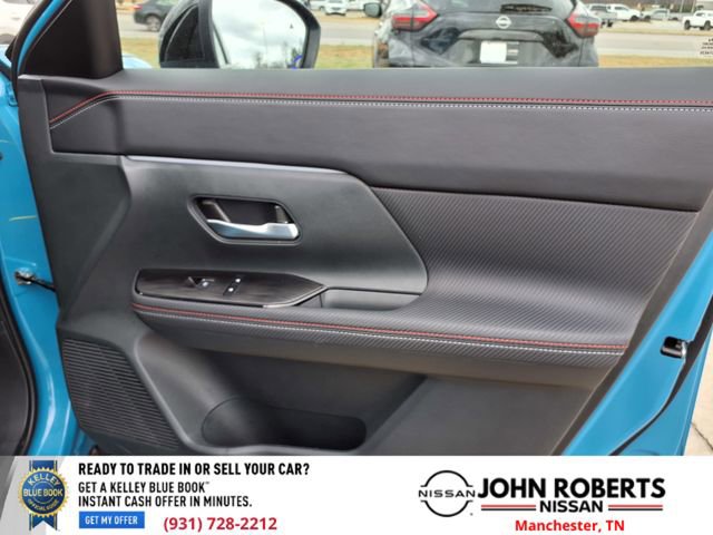 Certified 2025 Nissan Kicks SR image 18