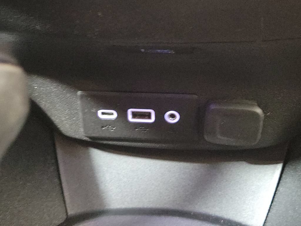 Used 2019 Chevrolet Malibu LS FWD image 22