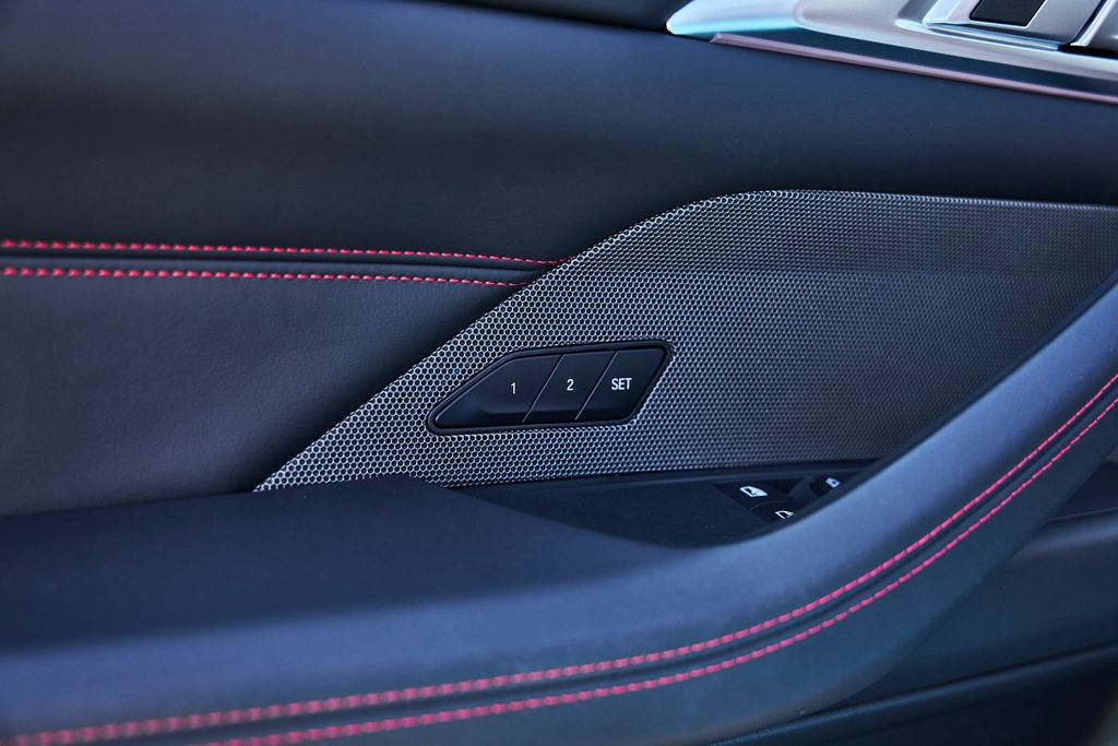 Used 2025 BMW M4 CS image 37