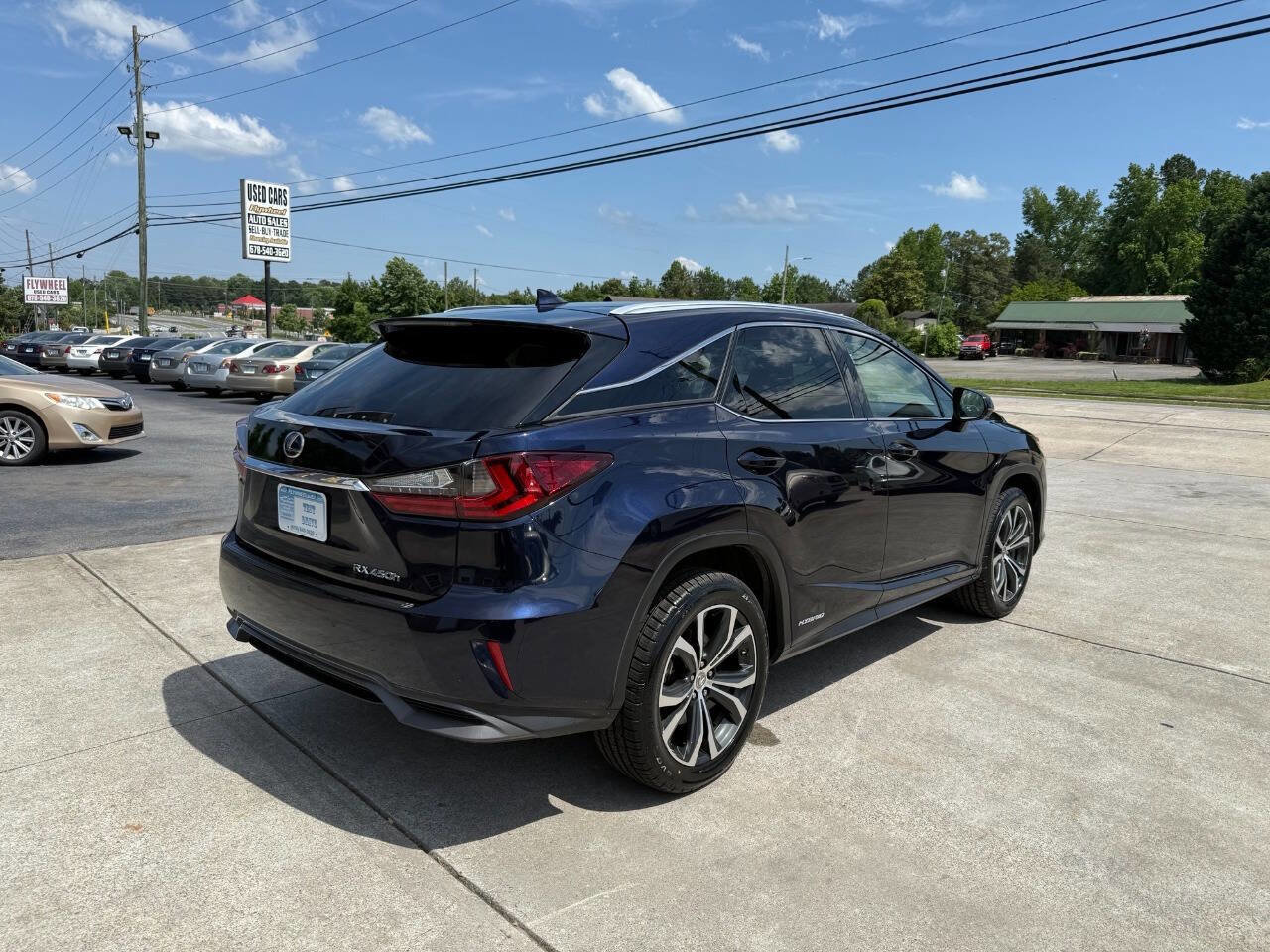 Used 2017 Lexus RX 450h AWD image 7