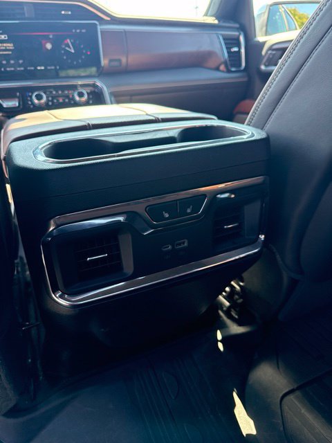 Used 2024 GMC Sierra 1500 Denali Ultimate AWD/4WD image 16