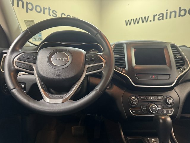 Used 2019 Jeep Cherokee Latitude Plus image 9