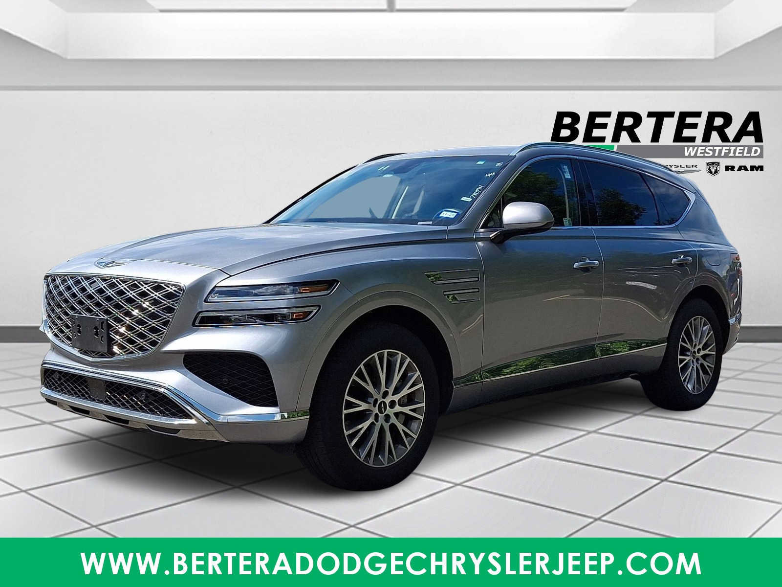 Used 2025 Genesis GV80 2.5T Standard AWD/4WD image 3