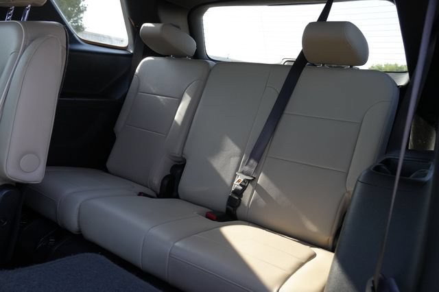 Used 2022 Chevrolet Traverse Premier FWD image 25