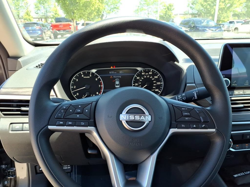 New 2026 Nissan Altima 2.5 SV FWD image 17