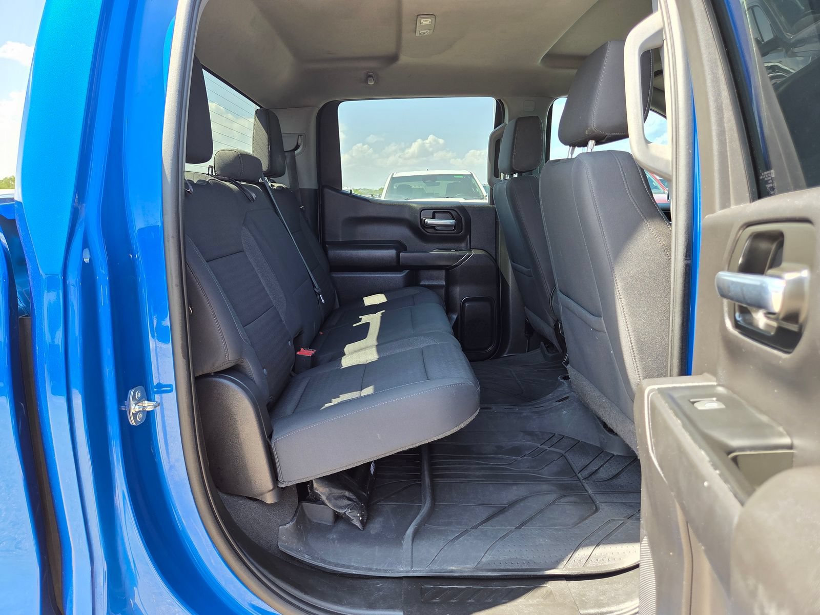 Used 2023 Chevrolet Silverado 1500 Custom RWD image 19