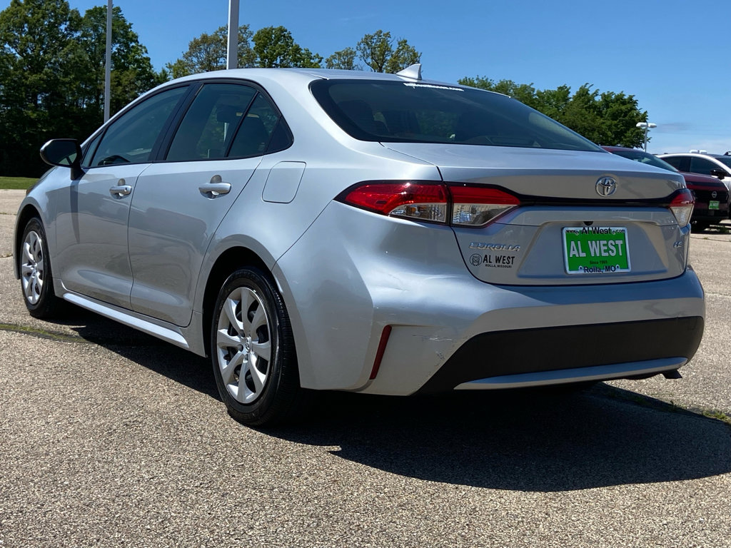 Used 2021 Toyota Corolla LE w/ Carpet Mat Package (TMS) FWD image 19