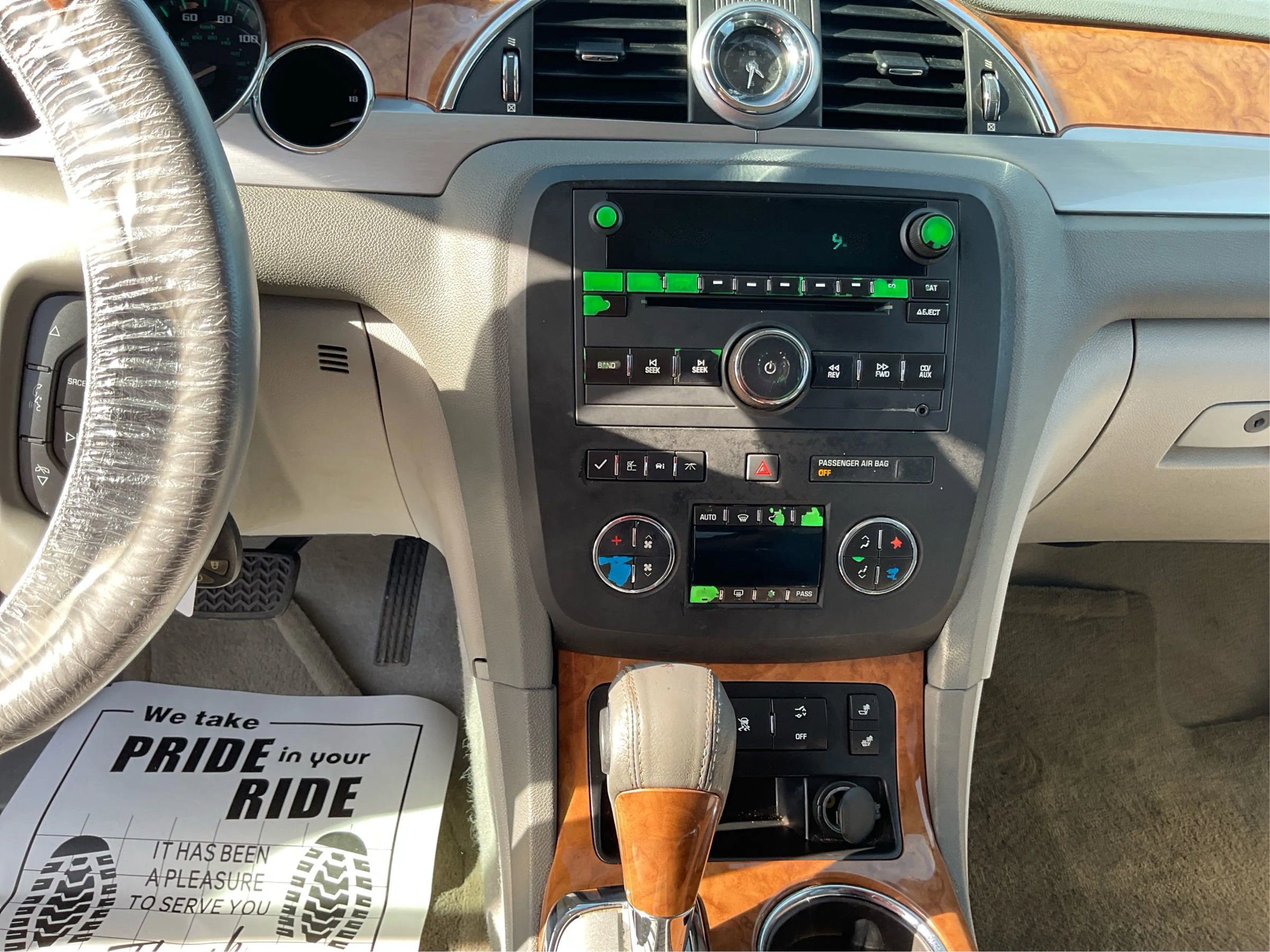 Used 2011 Buick Enclave CXL image 13