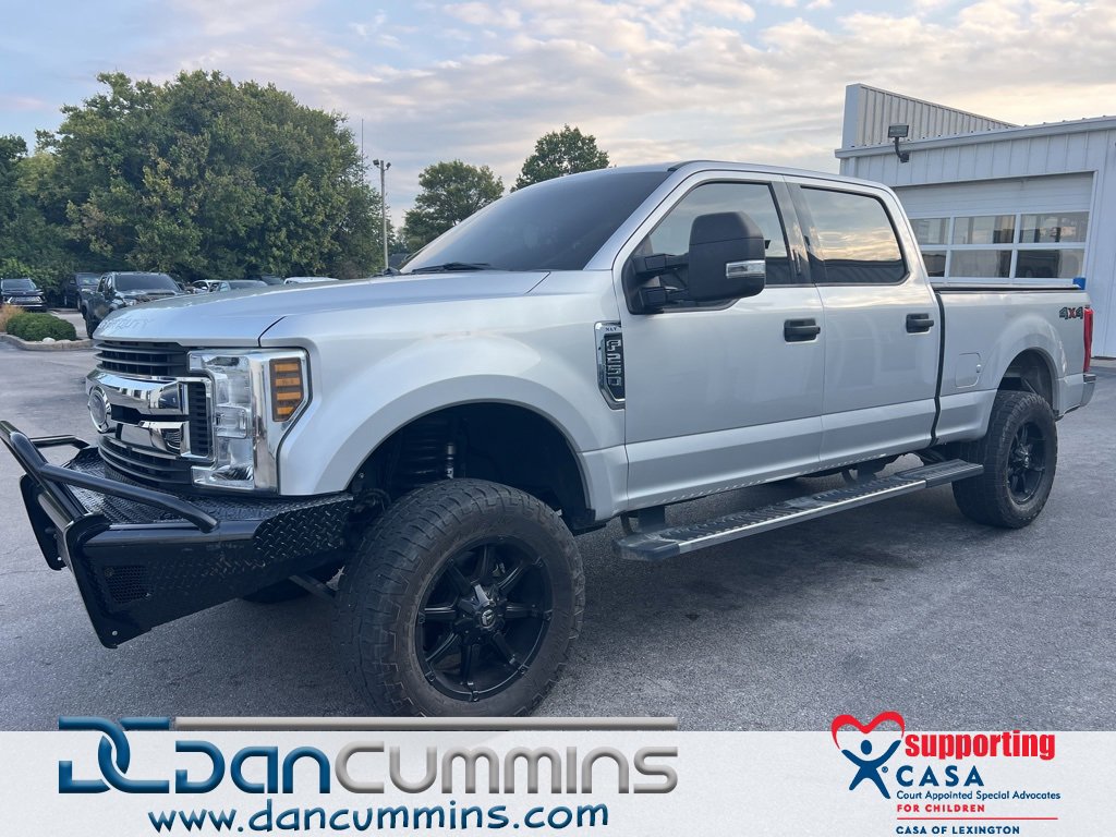 Used 2019 Ford F250 XLT w/ XLT Value Package image 1