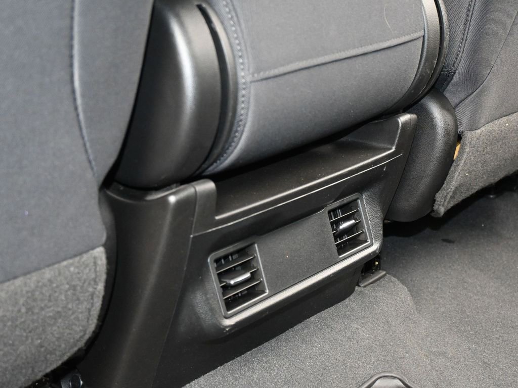 Used 2019 Chevrolet Silverado 1500 Custom w/ Custom Value Package image 33