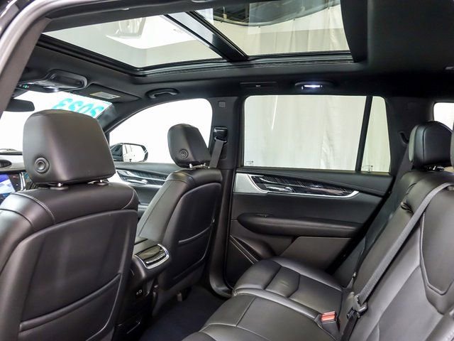 Certified 2023 Cadillac XT6 Premium Luxury image 16