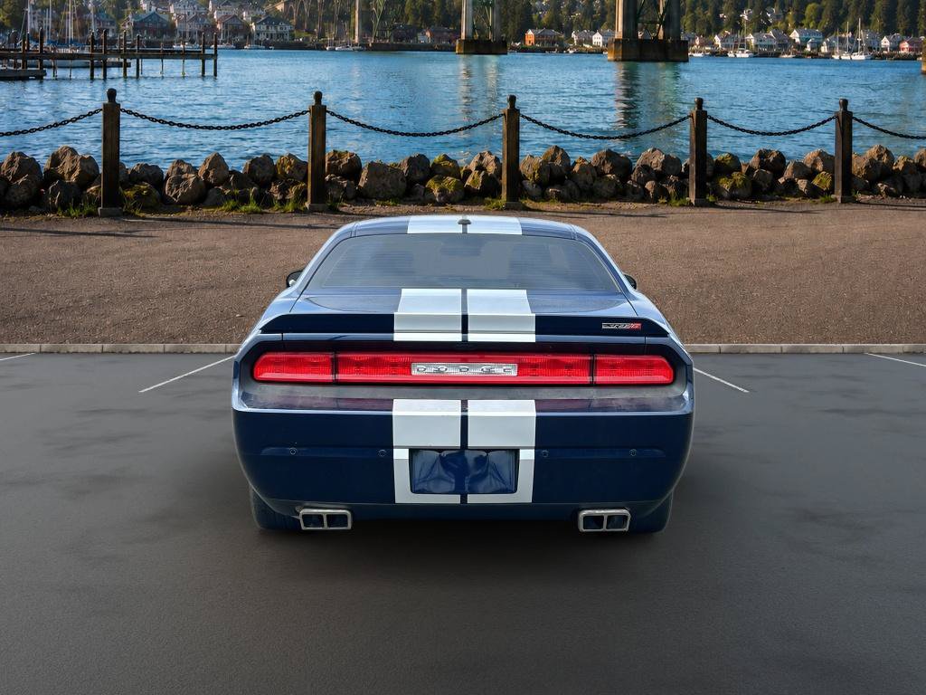 Used 2014 Dodge Challenger SRT8 RWD image 4