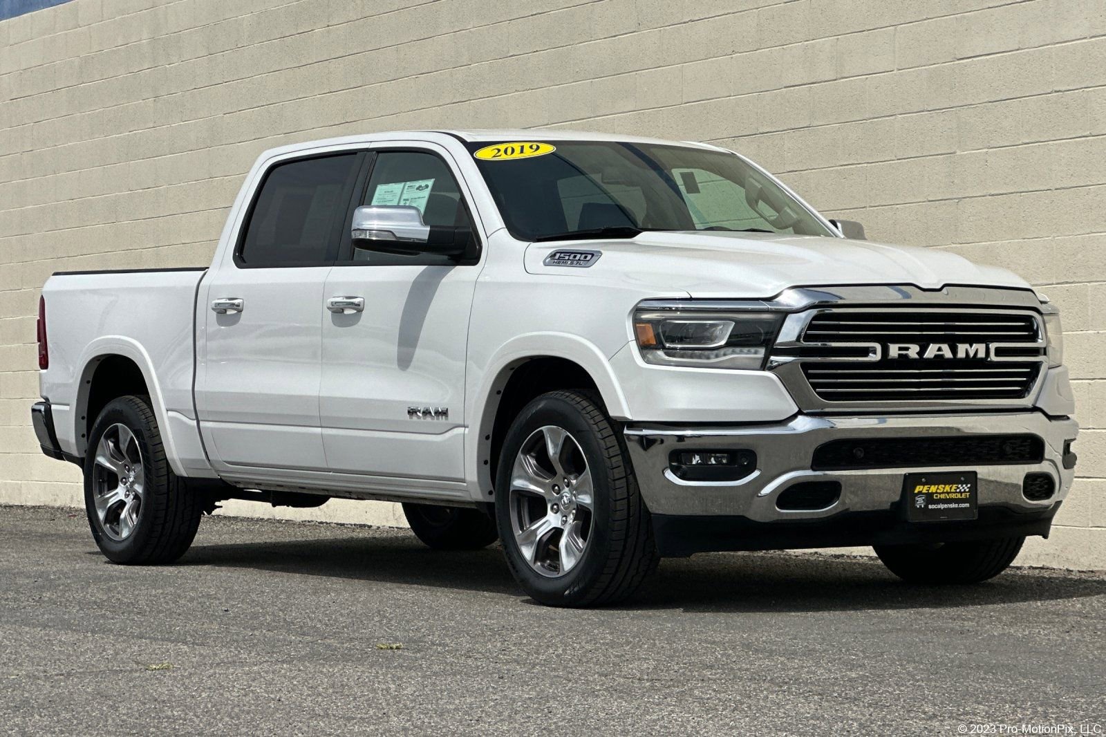Used 2019 RAM 1500 Laramie RWD image 1