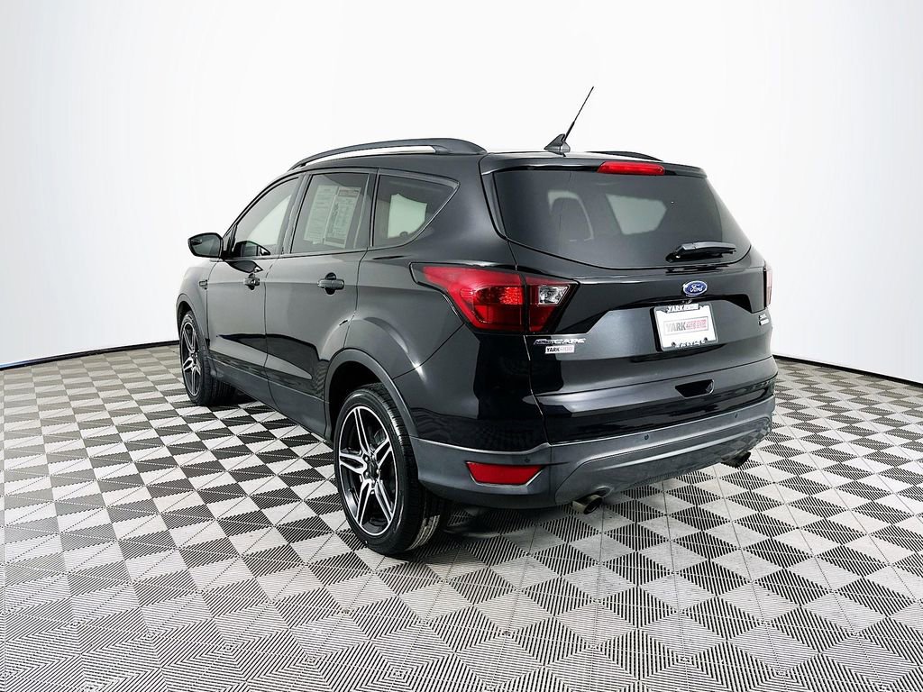 Used 2019 Ford Escape SEL image 7
