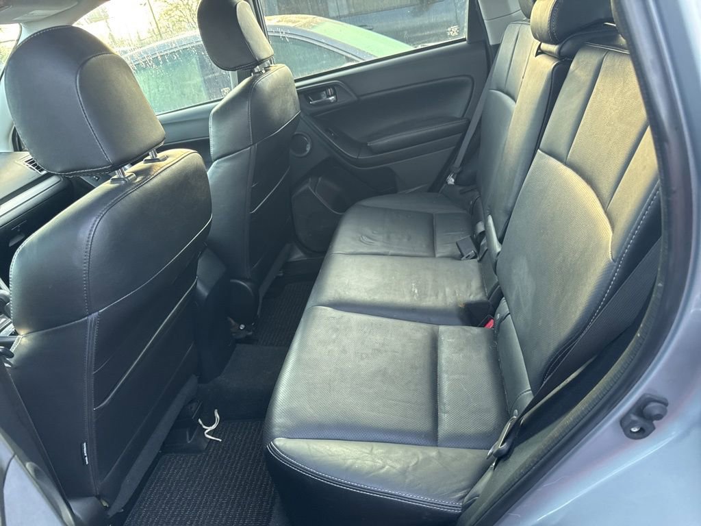 Used 2016 Subaru Forester 2.5i Limited AWD/4WD image 9