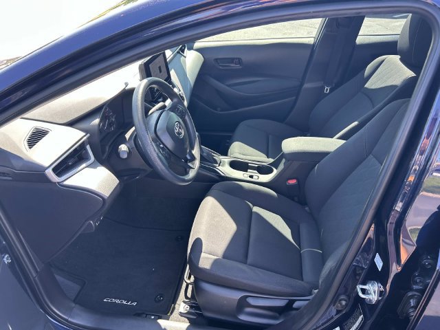 Used 2025 Toyota Corolla LE FWD image 17