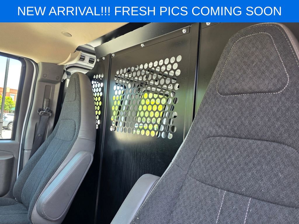 Used 2024 Chevrolet Express 2500 w/ Driver Convenience Package RWD image 10