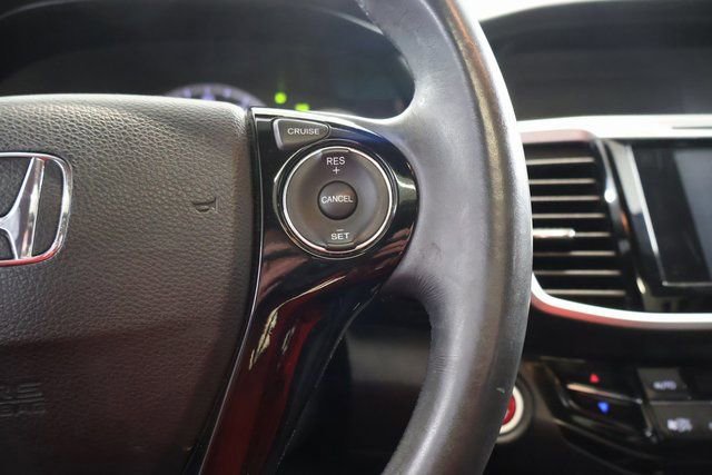 Used 2016 Honda Accord EX-L image 19