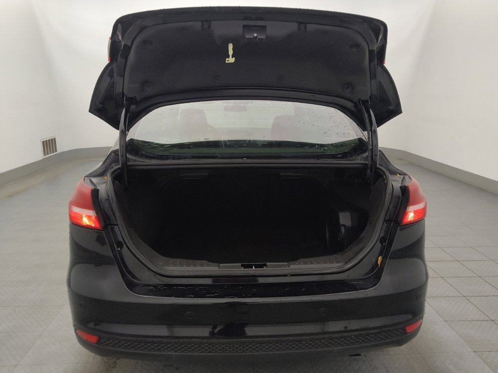 Used 2017 Ford Focus SEL image 30