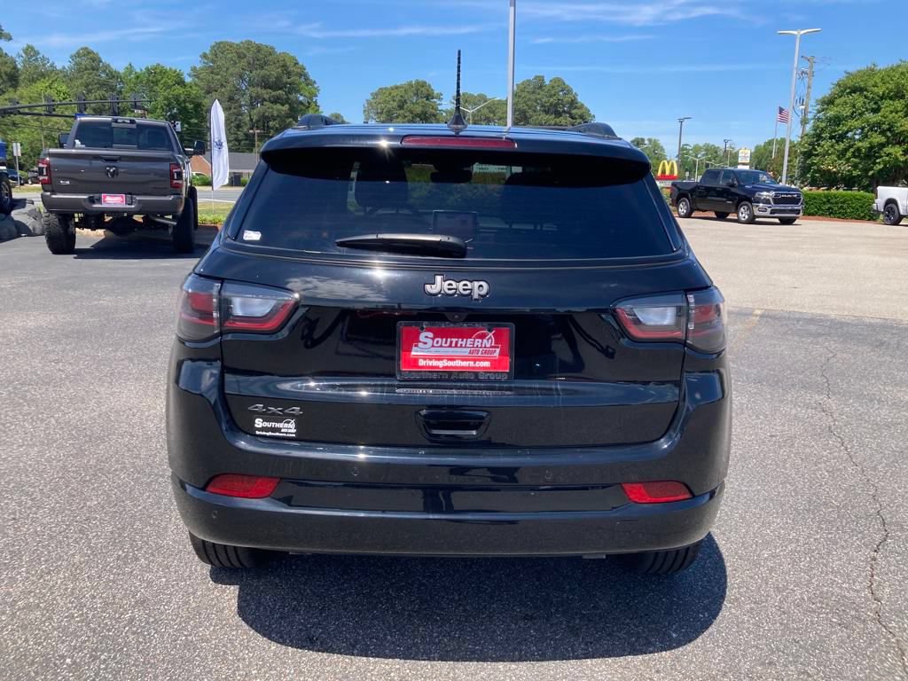 New 2024 Jeep Compass Limited w/ High Altitude Package AWD/4WD image 4