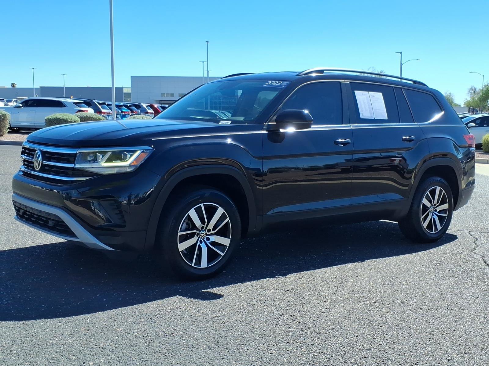 Used 2023 Volkswagen Atlas SE FWD image 3