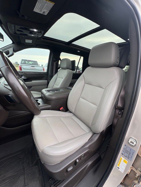 Used 2021 Chevrolet Tahoe Z71 w/ Rear Media and Nav Package AWD/4WD image 15