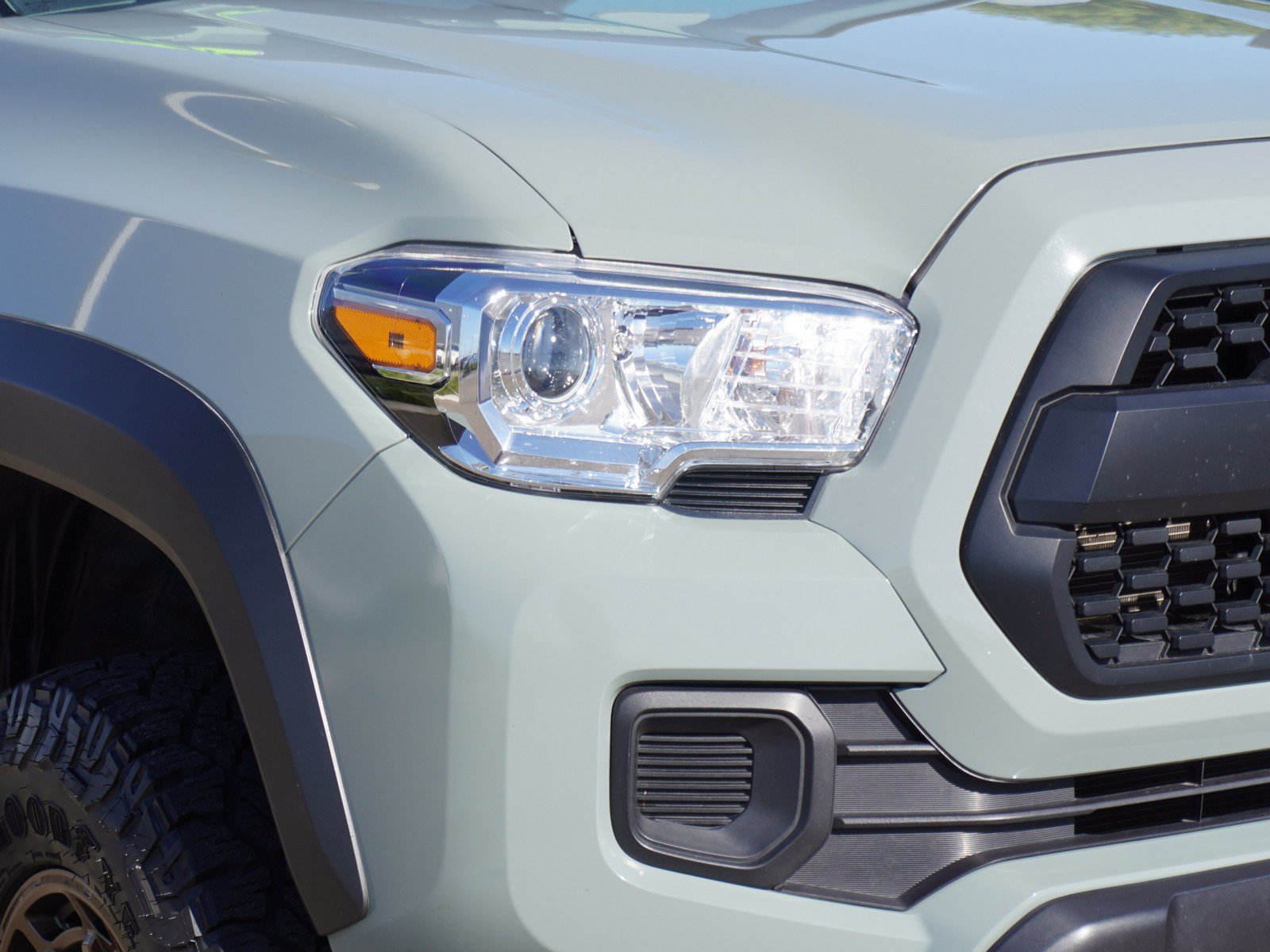 Used 2023 Toyota Tacoma 4x4 Double Cab w/ Trail Edition image 3
