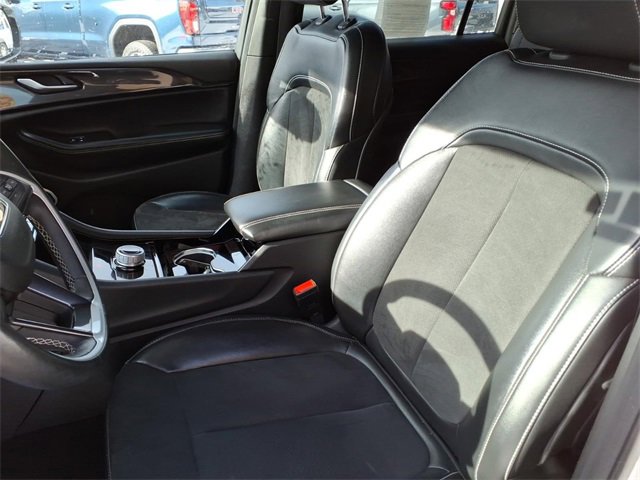 Used 2022 Jeep Grand Cherokee L Laredo image 10