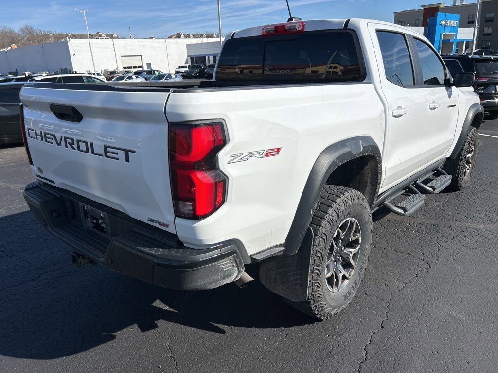 Used 2023 Chevrolet Colorado ZR2 w/ ZR2 Convenience Package III image 5