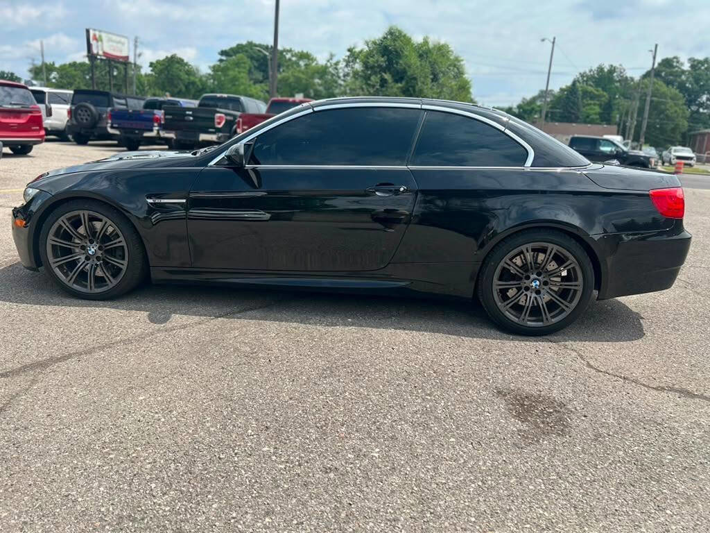 Used 2011 BMW M3 Convertible RWD image 8