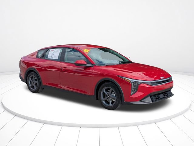 Used 2025 Kia K4 FWD video 2
