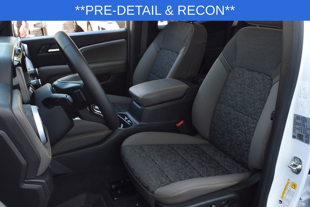 Used 2024 Chevrolet Colorado ZR2 w/ Technology Package AWD/4WD image 15