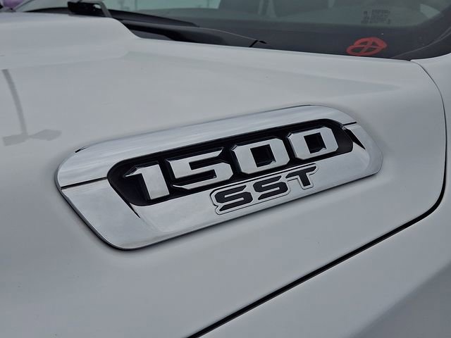 Used 2025 RAM 1500 Laramie image 29