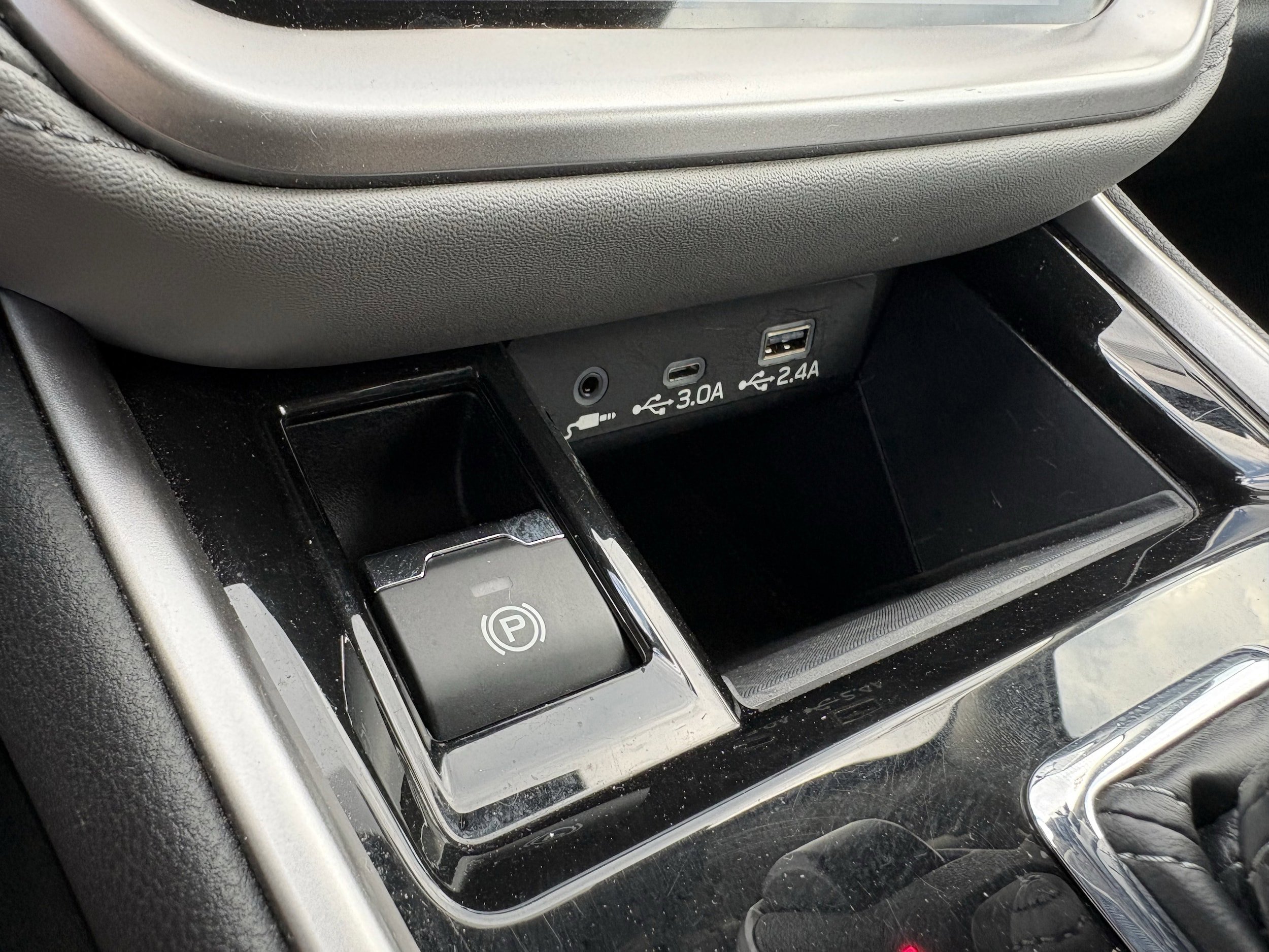 Used 2025 Subaru Outback Premium image 21