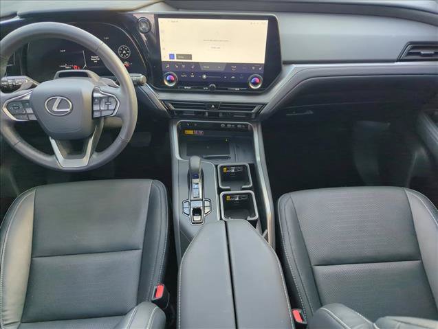 Used 2025 Lexus TX 350 AWD w/ Technology Package image 17