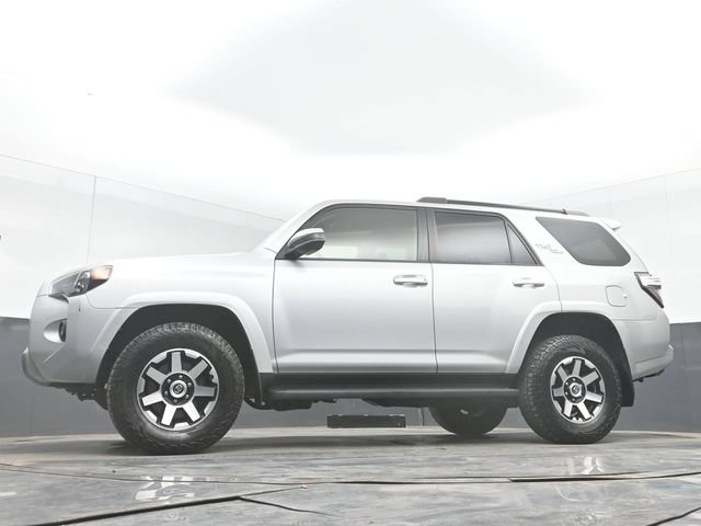 Used 2021 Toyota 4Runner TRD Off-Road AWD/4WD image 43