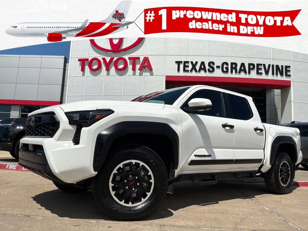 Used 2024 Toyota Tacoma TRD Off-Road w/ TRD Off Road Premium Package AWD/4WD image 1