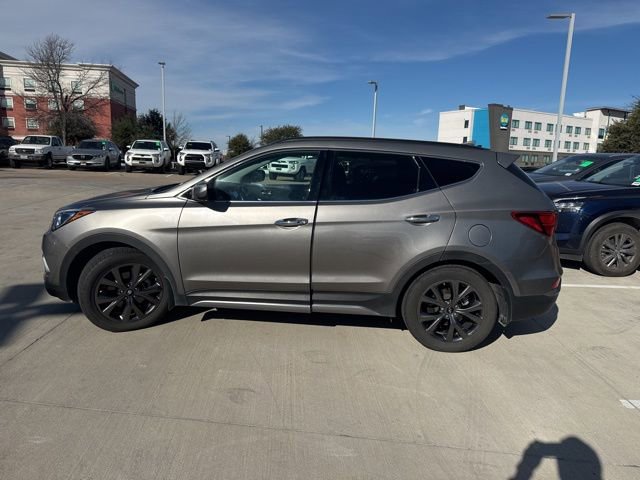 Used 2018 Hyundai Santa Fe Sport image 6