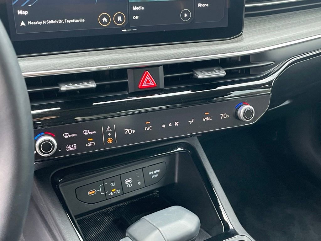 New 2025 Kia K5 EX image 17