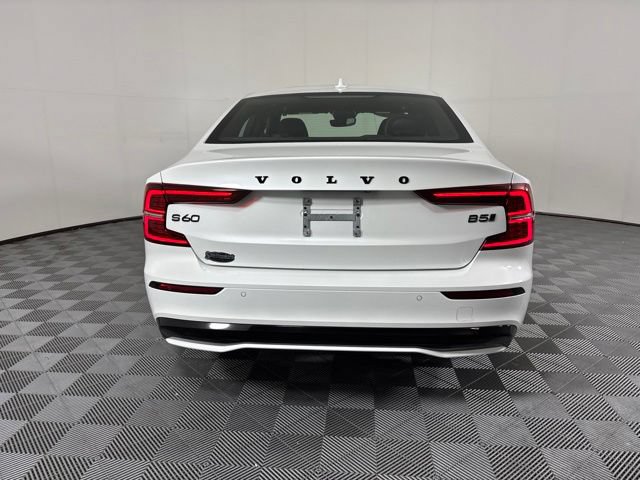 Used 2024 Volvo S60 B5 Plus AWD/4WD image 7