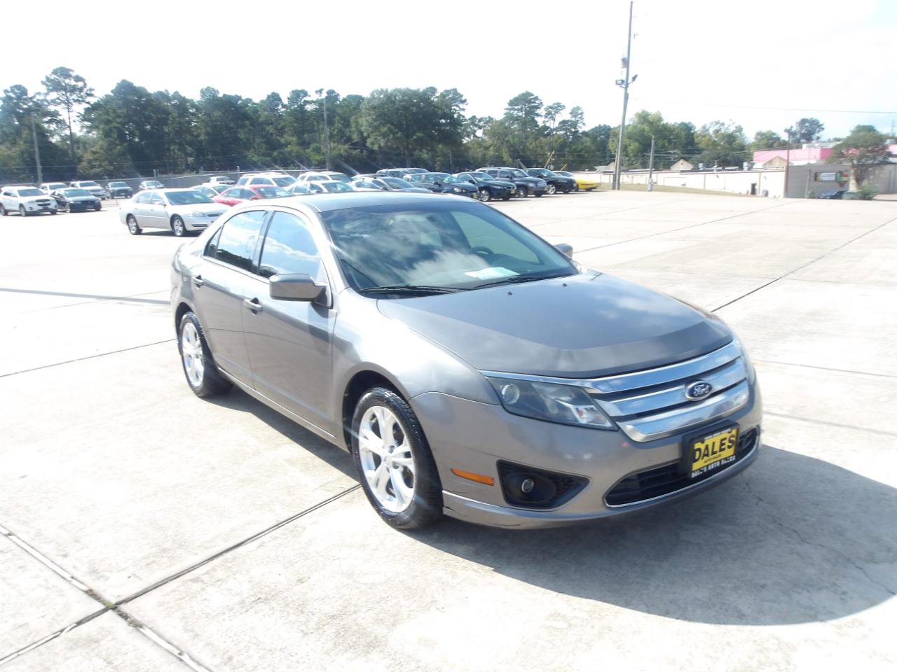 Used 2012 Ford Fusion SE FWD image 4