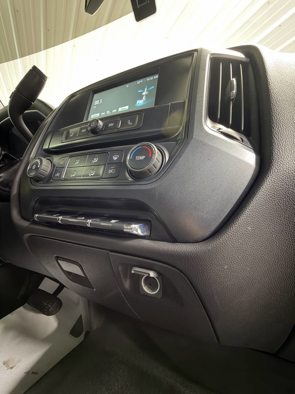 Used 2018 Chevrolet Silverado 3500 W/T image 58